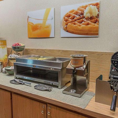 Quality Inn Ennis Luaran gambar