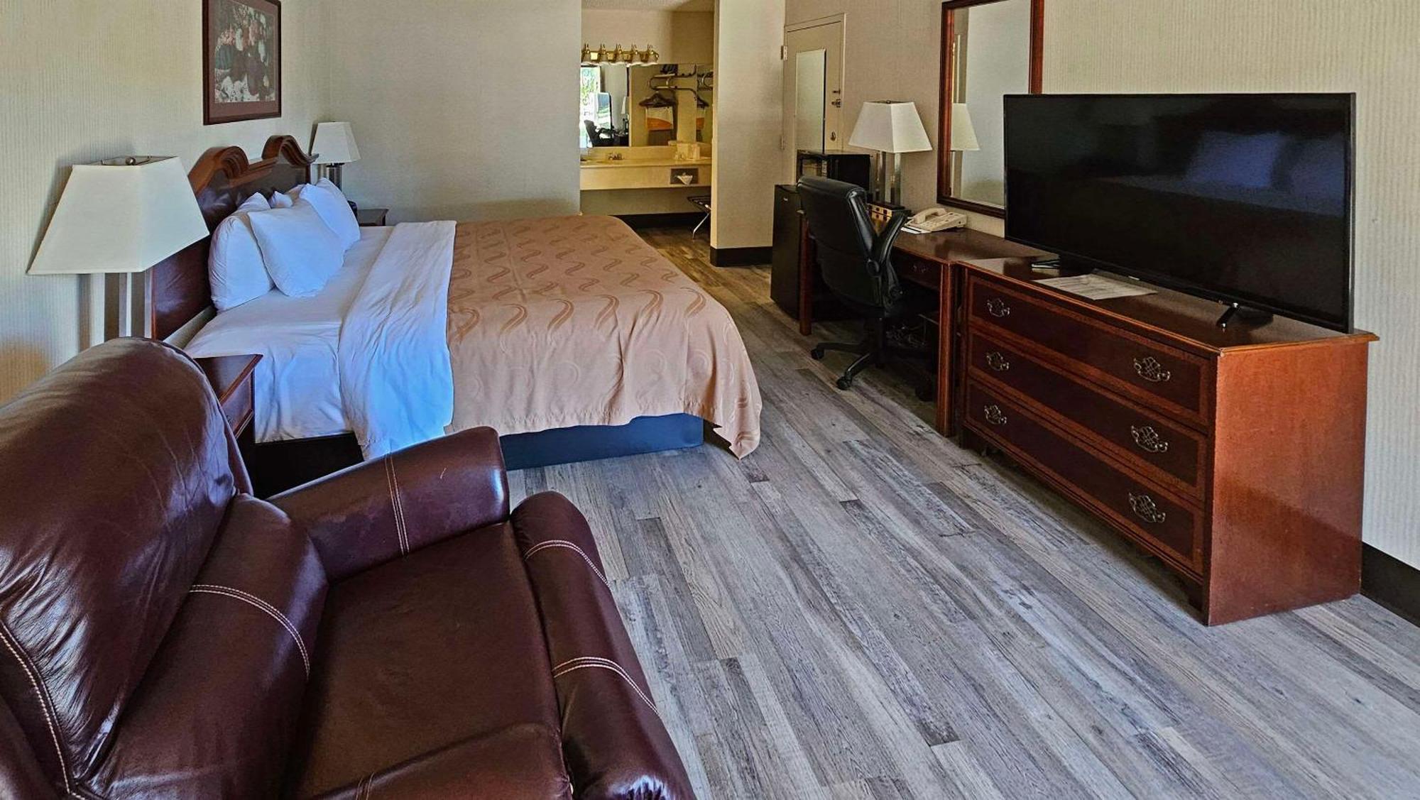 Quality Inn Ennis Luaran gambar